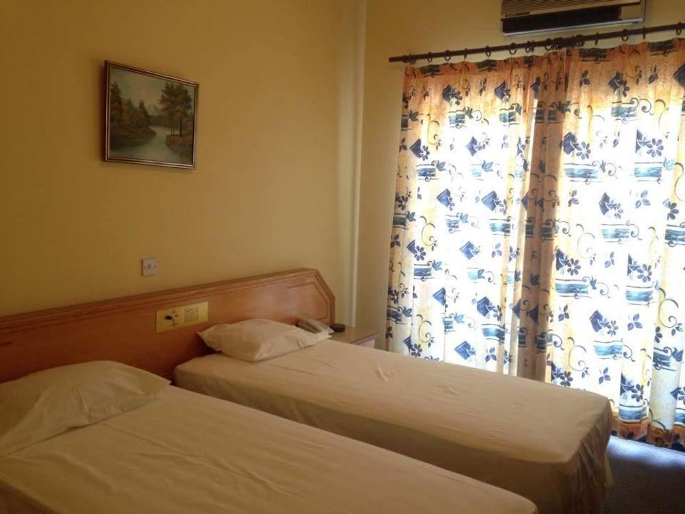 Rebioz Hotel Larnaca Zewnętrze zdjęcie