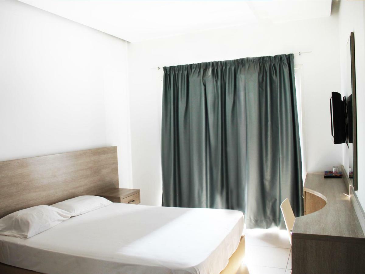 Rebioz Hotel Larnaca Zewnętrze zdjęcie